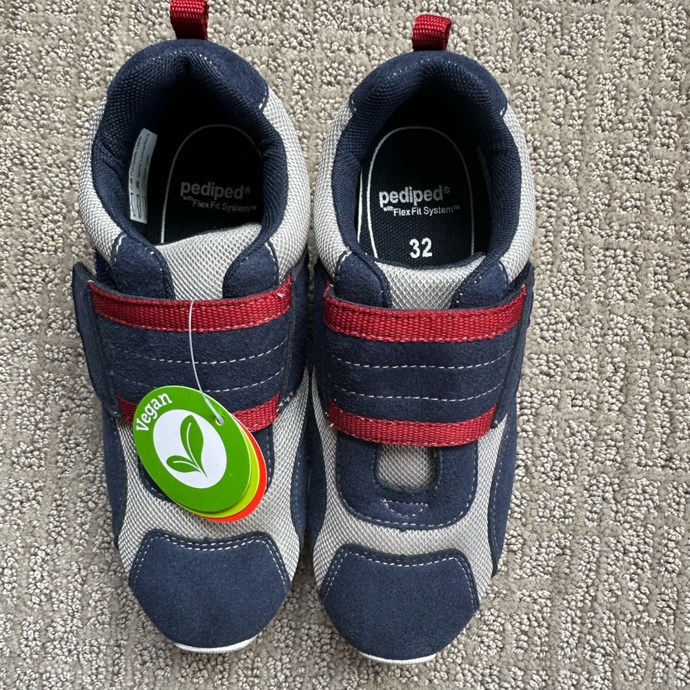 Pediped Kids Sneakers in Navy, Grey and Red.